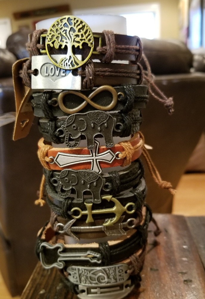 3- Newest Trend...Cute Leather Bracelets